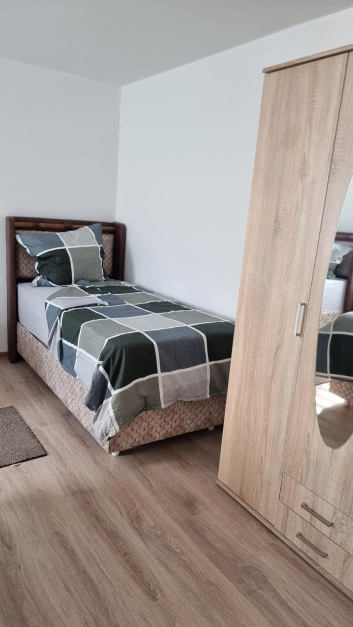 Ferienwohnung Balkan Erfurt Luaran gambar